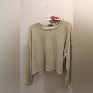 Knitted long sleeve crop top